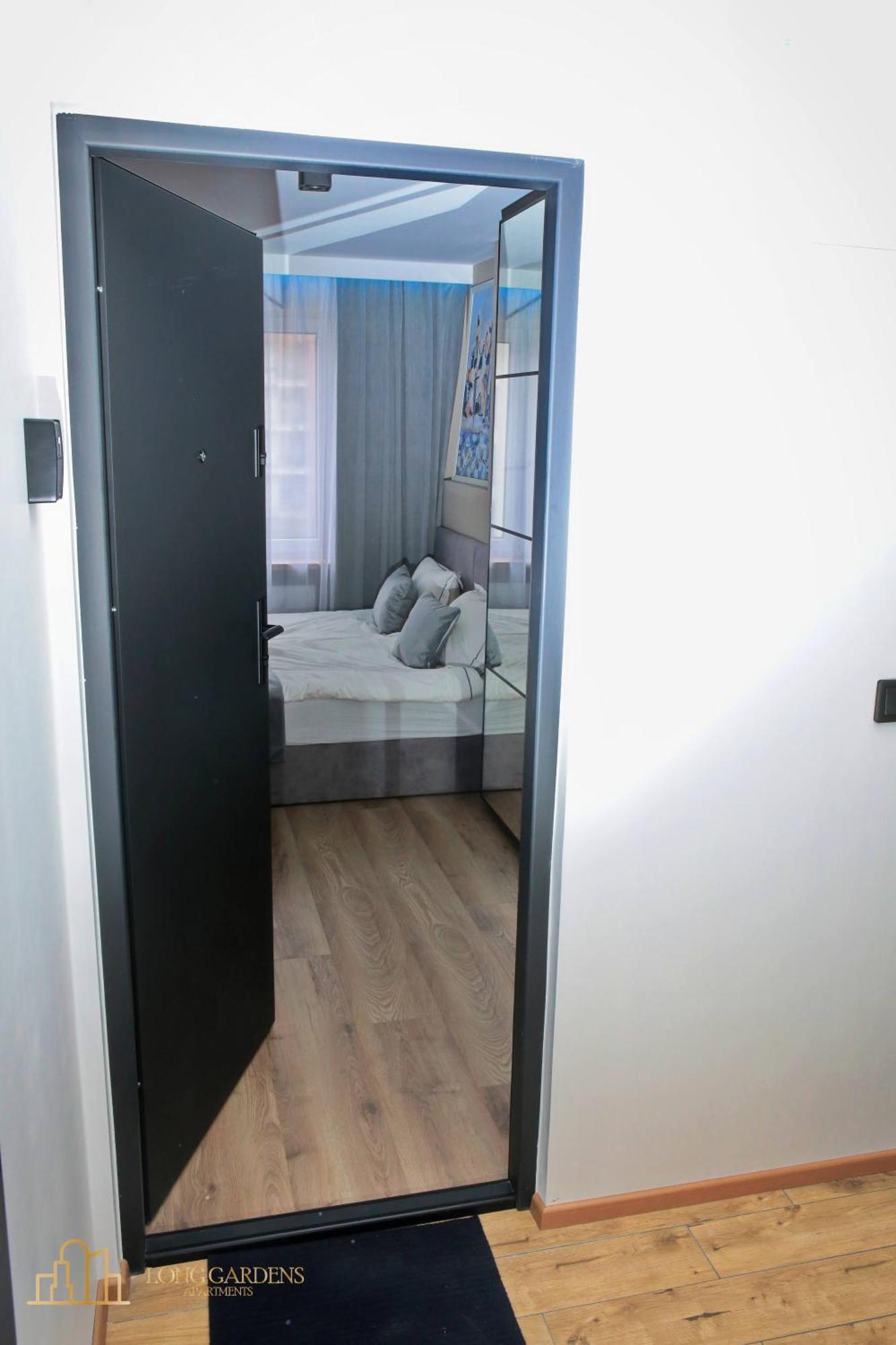 Long Gardens Premium Apartments Old Town Гданьск Экстерьер фото